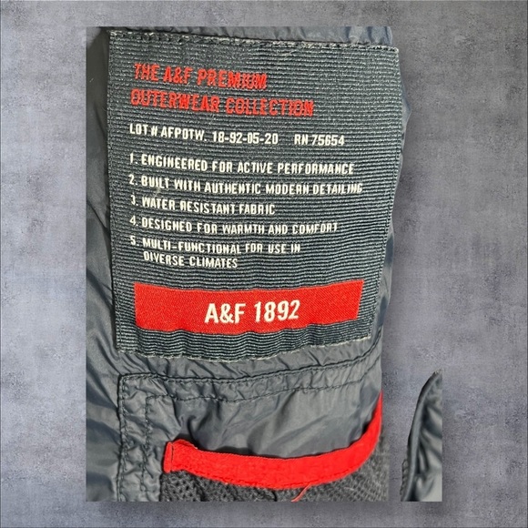 Abercrombie & Fitch All-Season Down Puffer Jacket | Size L - Picture 7 of 7